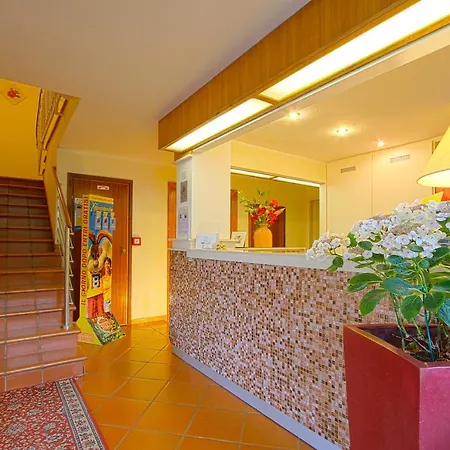 Hotel Deborah-2