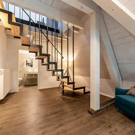 Stay Cooper L Guesthouse Zum Loewen-2