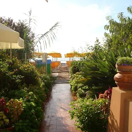 Villa Marina Apartments-3