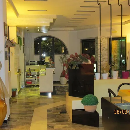 Hotel Tropical-2