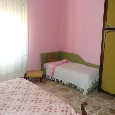B&B Pinkhouse-2