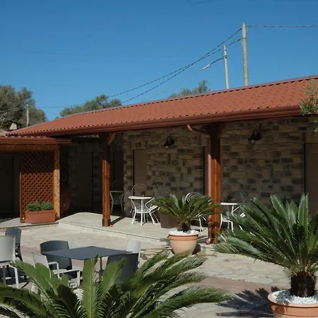 Al Fico Secco Bistrot&Braceria - Room&Breakfast-3