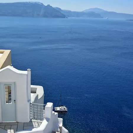 Oia Suites-3
