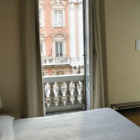 Check-Inn Rooms Genova Centro-2