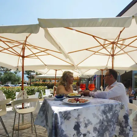 Hotel Lorena-3