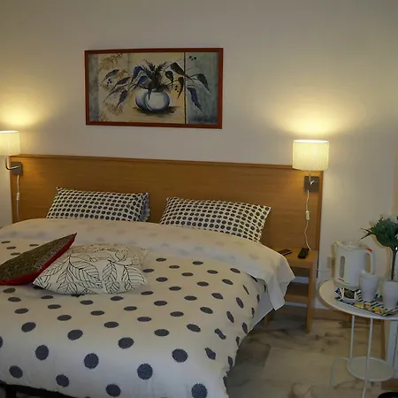 Aurelia 429 Fine Town House-3