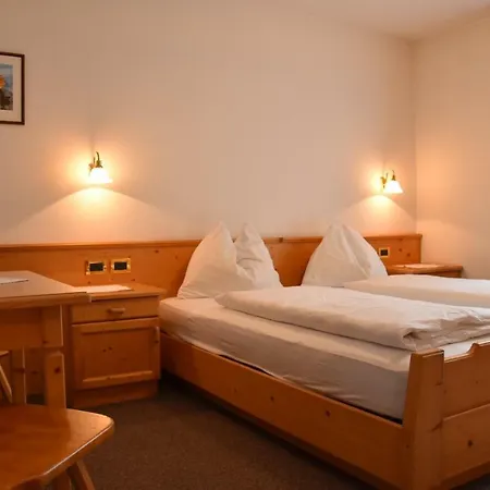 Garni Haus Tyrol-3