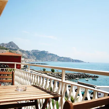 Mediterraneo Guesthouse-3