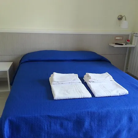 b&b Il Girasole Formia Guesthouse-3