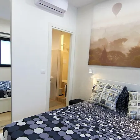 Rosemary Charming Rooms-3