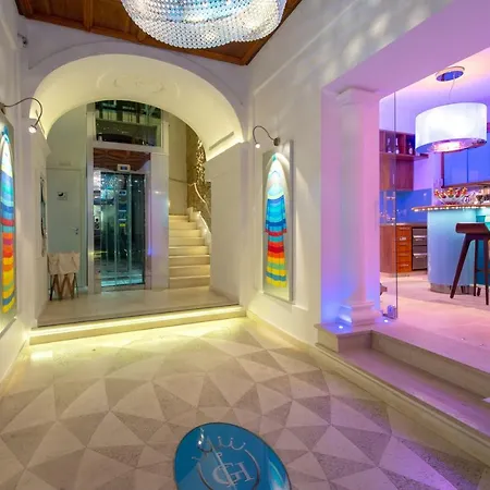 Piccolo Grand Hotel-2