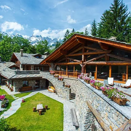 Au Coeur Des Neiges Resort Spa & Free E-Bike-3