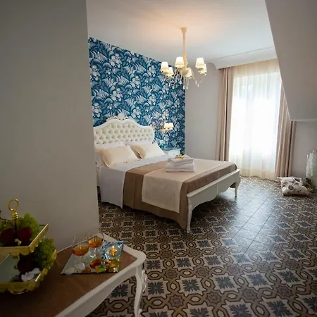 Sui Generis Tropea Luxury Rooms-3