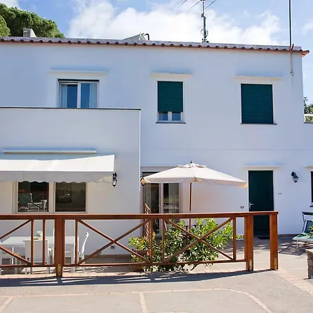 Parco Vittoria Holidays House-2