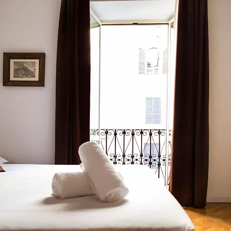 Lahouse Rome By Premium Suites Collection-2