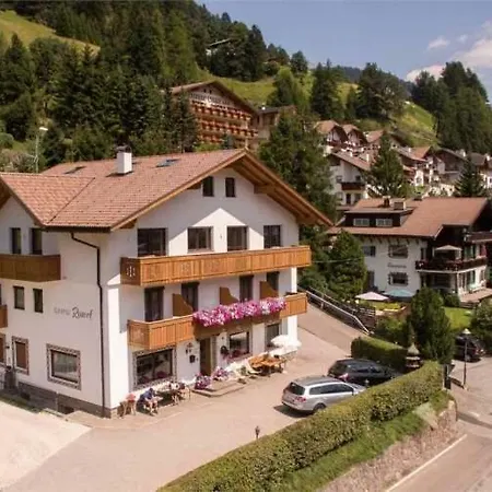 Hotel Garni Ruscel-3