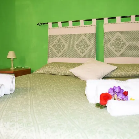 Casa Vacanza Porto Frailis già Porto Frailis B&B-3