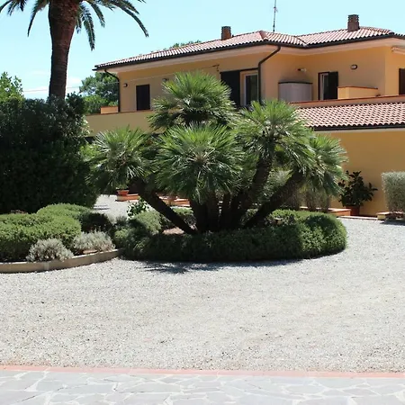 Residence Villa La Pineta-3