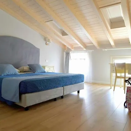 Spagnoi Rooms-2