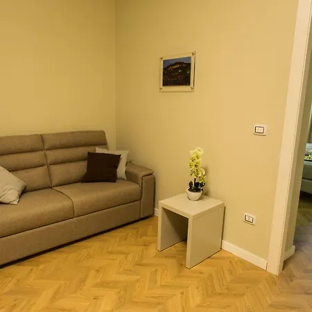 Le Affacciate Bruzie Home Guest House-3
