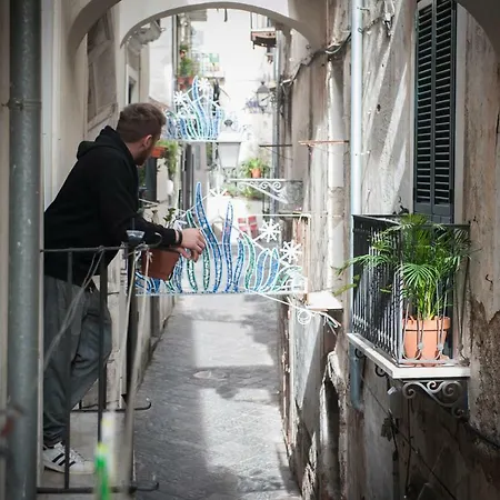 Monreal Rooms Salerno-3
