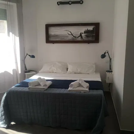 Aquamarina Rooms-3
