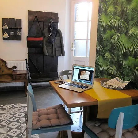 Hedonist Lodge-2