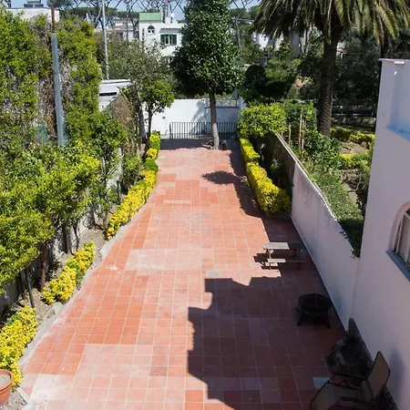 Villa Matilda Luxury B&B-2