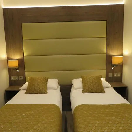 Glendale Hyde Park Hotel-2