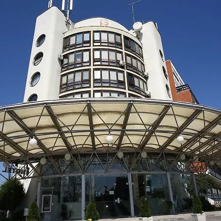 Hotel Novi Zagreb-2