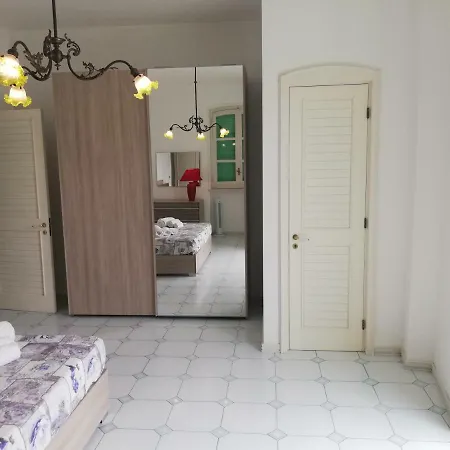 Villa Parisi-3