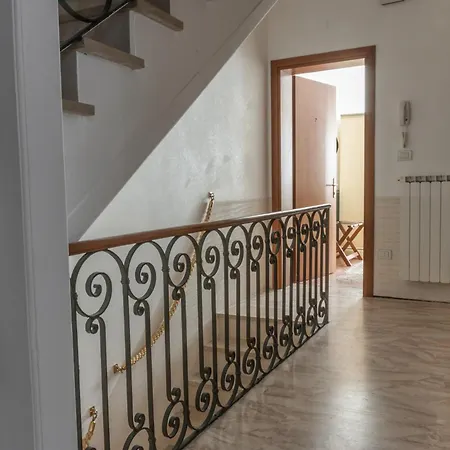 Ca' San Trovaso - 6 Rooms-2