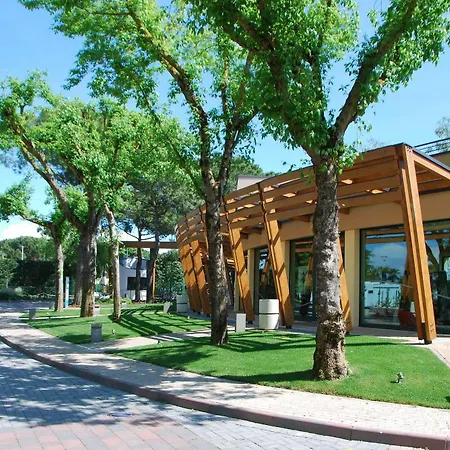 Camping Village Garden Paradiso-2