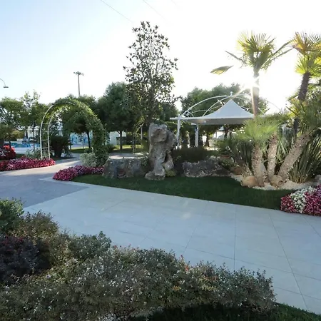 Edra Palace Hotel & Ristorante-3