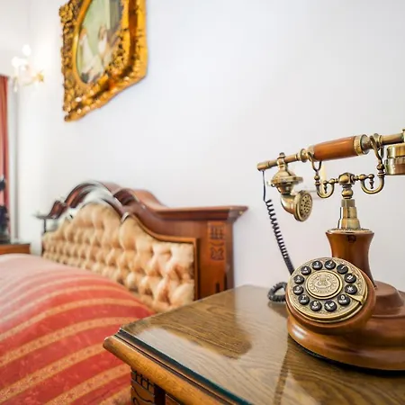 Hotel Carpati Imparatul Romanilor-3