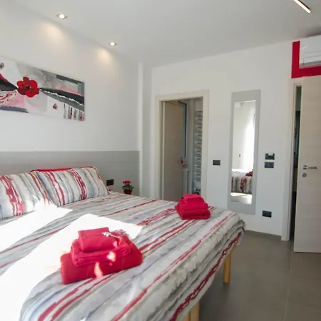 Varese Comfort Room-2