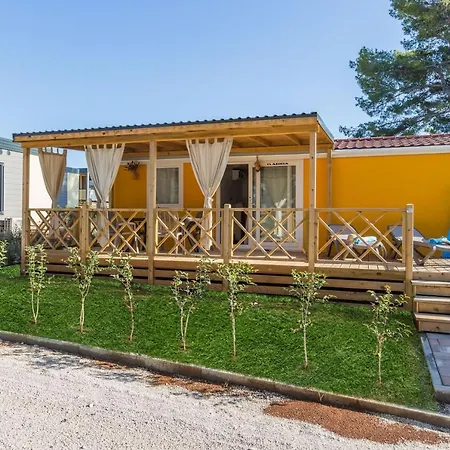Camping Adria Mobile Homes Lanterna-3