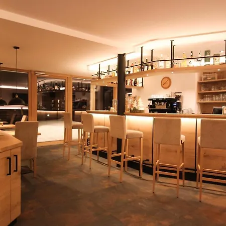 Hotel Cornelia-2