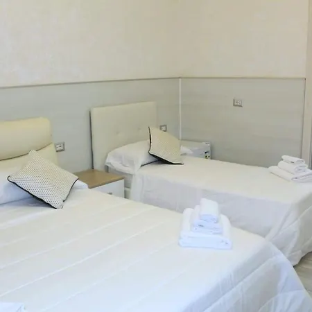 Oscar Suite Home-2