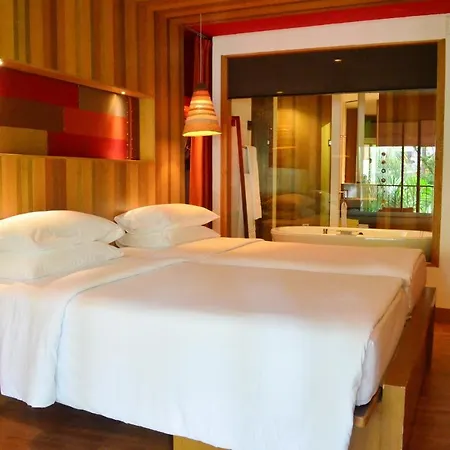 Patong Beach Hotel By See2Sea-3