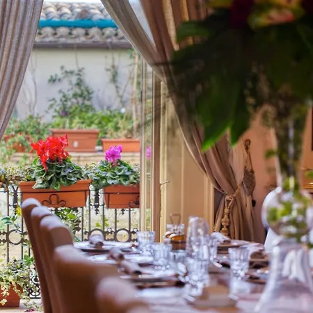 Corte Rossetti Le Dimore Luxury B&B-3