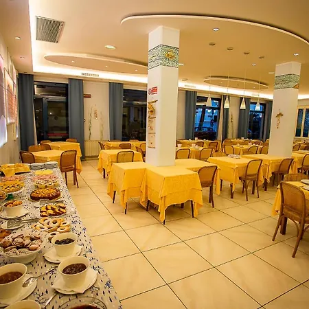 Hotel Nuovo Al Mare-3