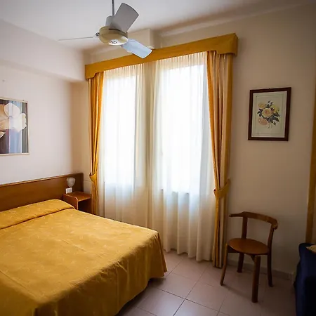 Hotel Nuovo Al Mare-2