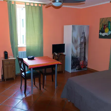 Al Cardinale Rooms&Studios-3