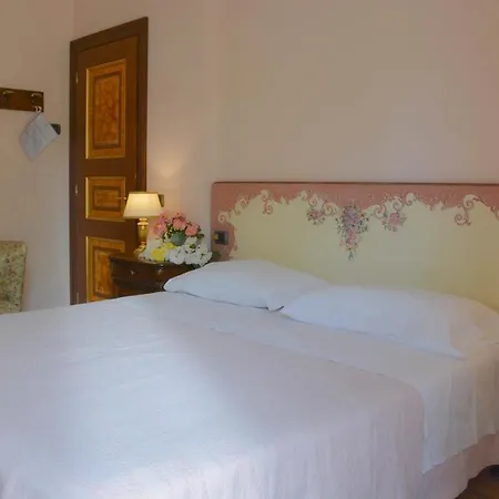 Velia Mare-2