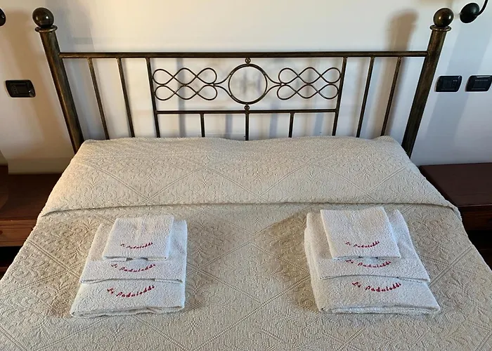 Li Paduleddi Country Guest House Olbia