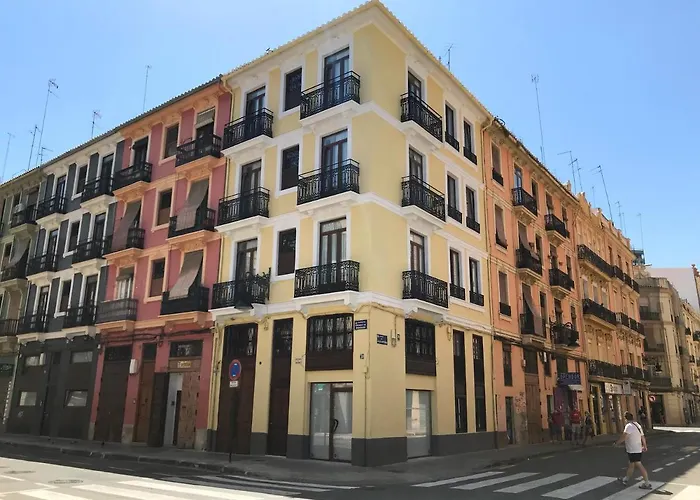 Hotel 19-30 Valenza
