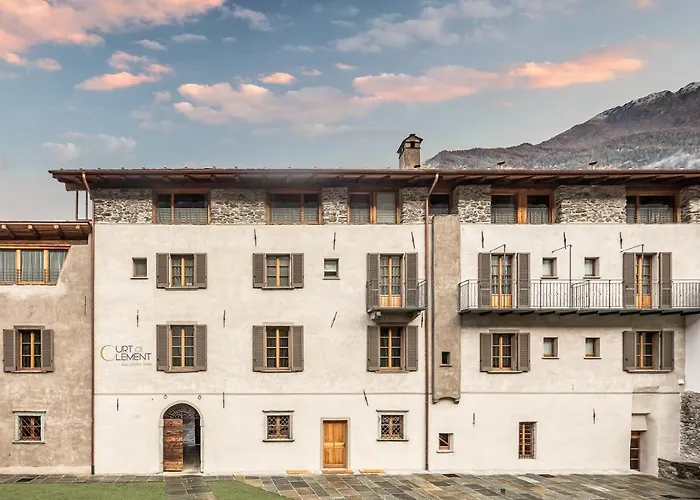 Curt di Clement Eco Mobility Hotel Tirano