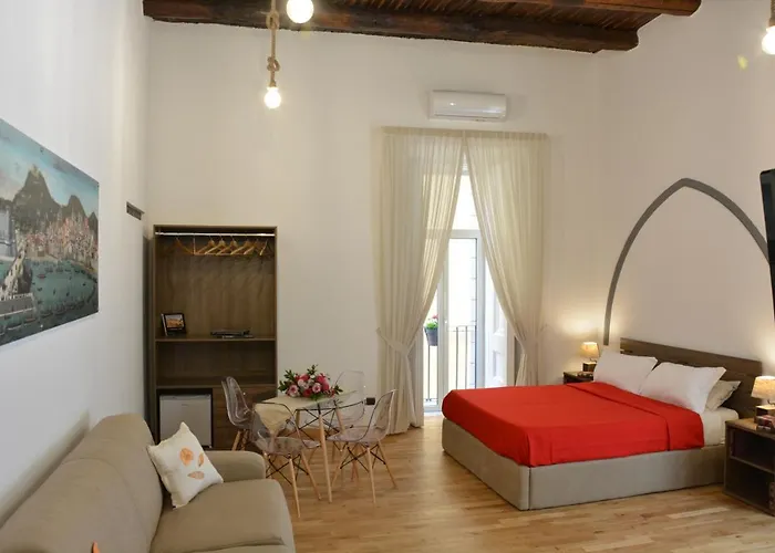 Domus Studio 25 Bed & Breakfast Napoli