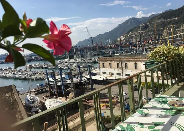 Hotel Abitare sul Porto Salerno